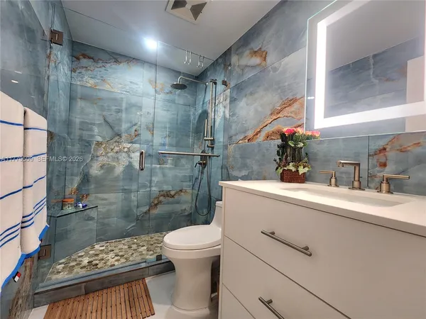 $5,000 | 3505 South Ocean Drive, Unit 1214, Hollywood, FL 33019