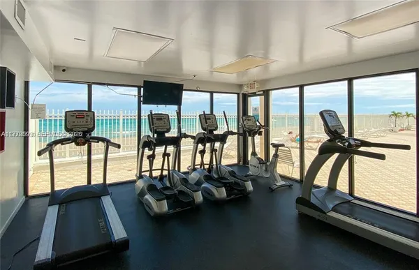 $5,000 | 3505 South Ocean Drive, Unit 1214, Hollywood, FL 33019