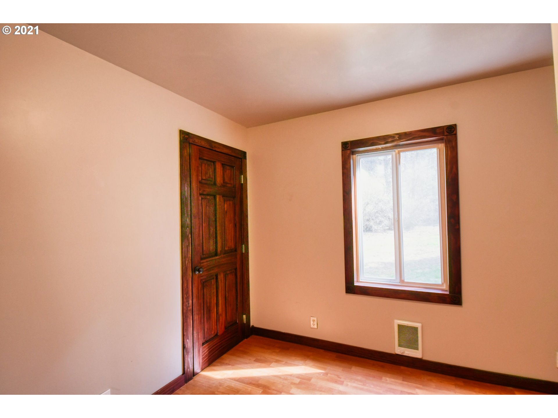 57280 Bingham Road Adams, OR 97810 - Photo 17 of 29