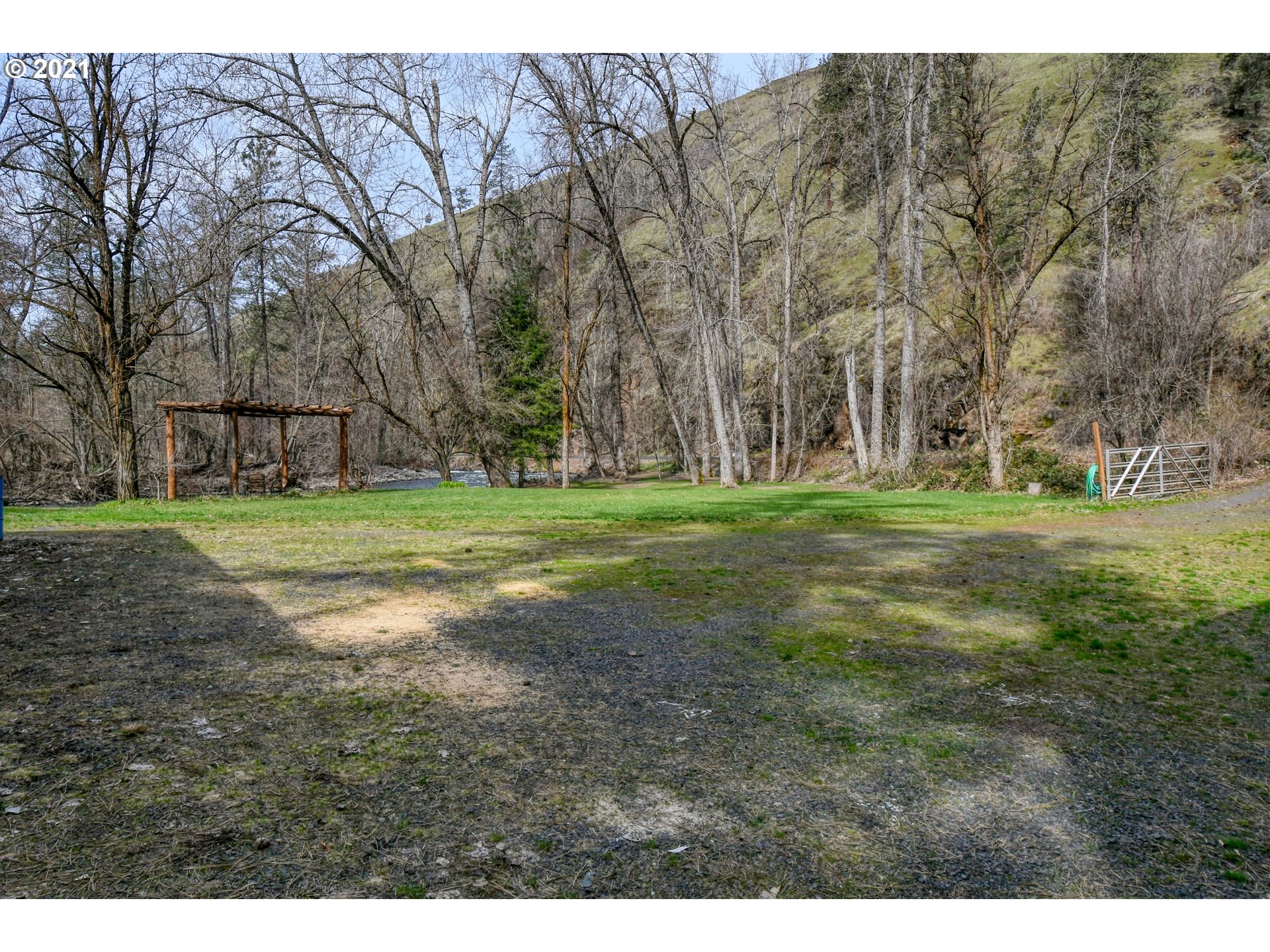 57280 Bingham Road Adams, OR 97810 - Photo 5 of 29