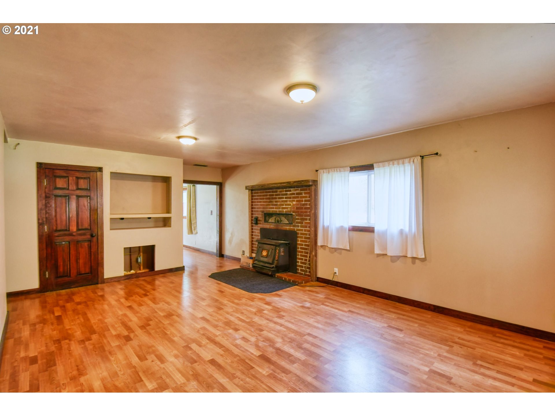 57280 Bingham Road Adams, OR 97810 - Photo 9 of 29