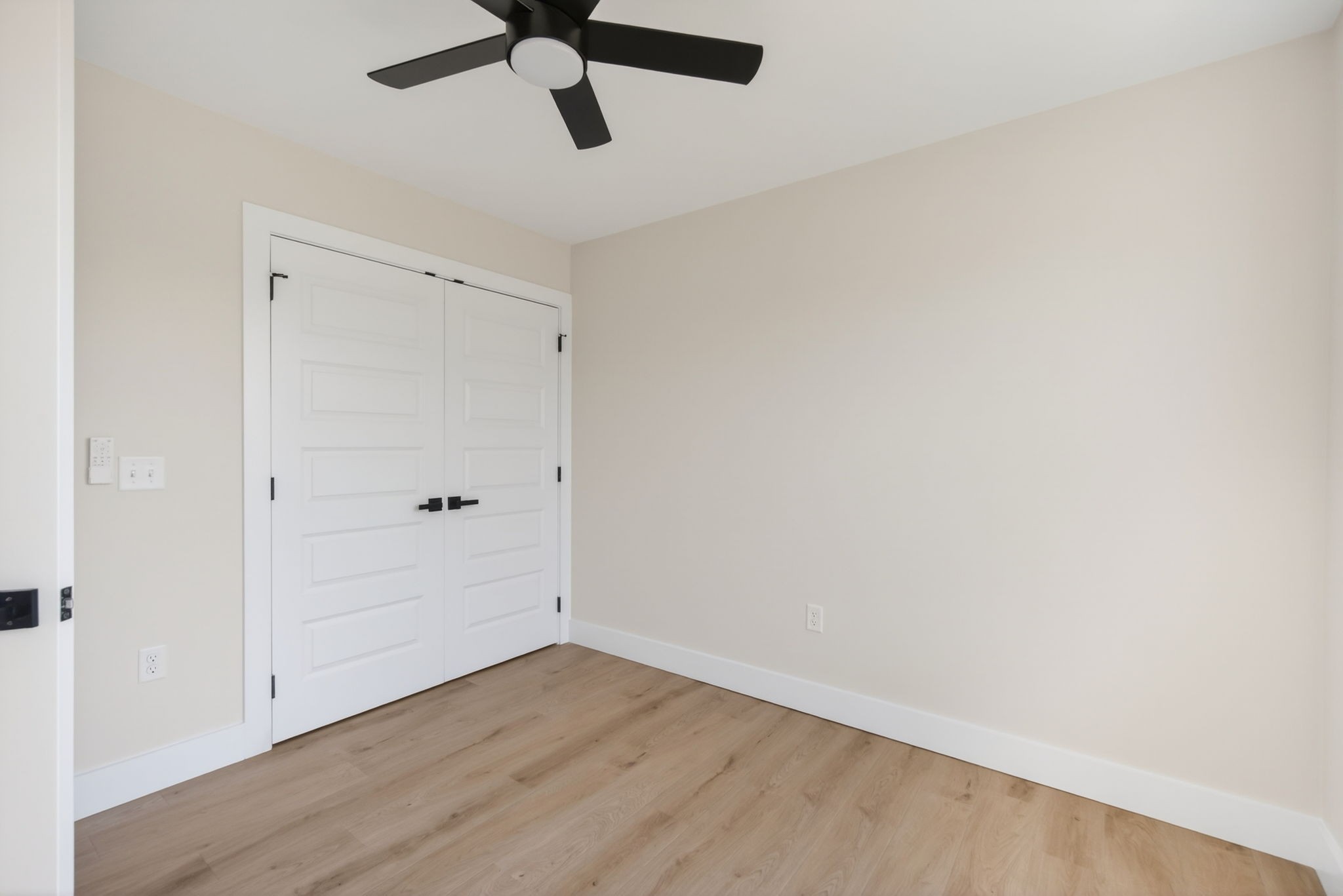 216 West Jere Whitson Road Cookeville, TN 38501 - Photo 24 of 31 a view of empty room with wooden floor