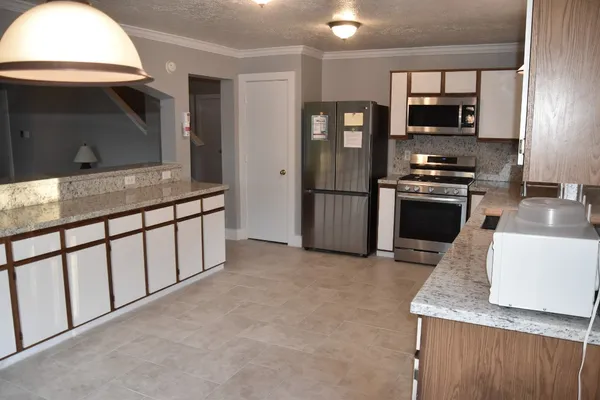 $2,100 | 1623 Stonehaven Village Circle, Spring, TX 77386