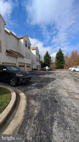 $2,200 | 13402 Shady Knoll Drive, Unit 13402, Silver Spring, MD 20904