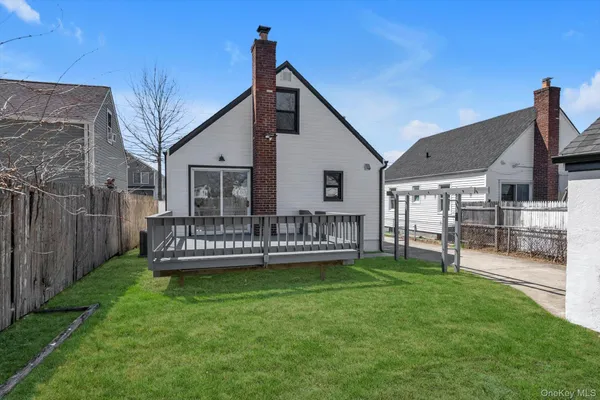 $799,000 | 1568 Madison Street, Elmont, NY 11003