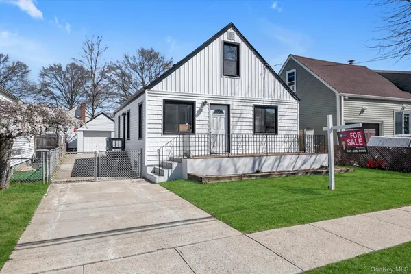 $799,000 | 1568 Madison Street, Elmont, NY 11003