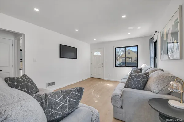 $799,000 | 1568 Madison Street, Elmont, NY 11003