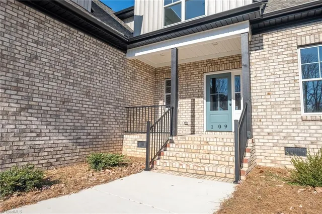 $559,900 | 109 Glen Brooke Lane, King, NC 27021