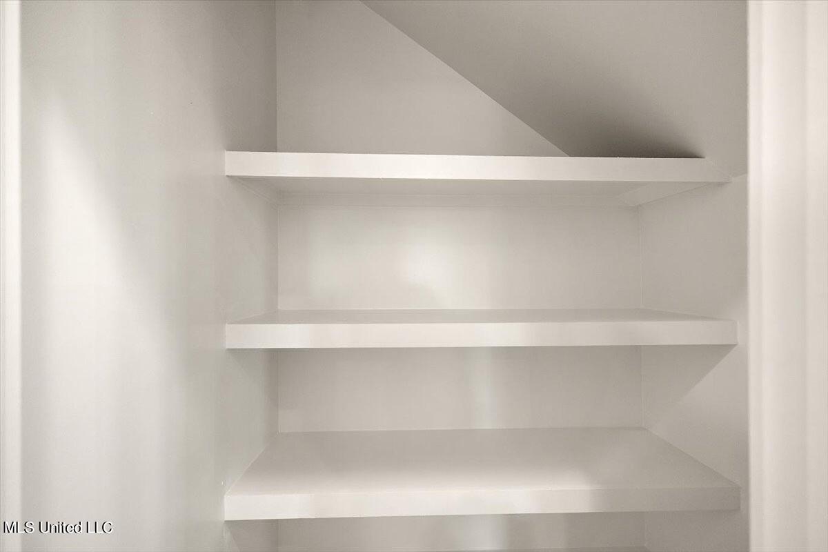 783 Wells Drive Hernando, MS 38632 - Photo 16 of 31 Wallflower