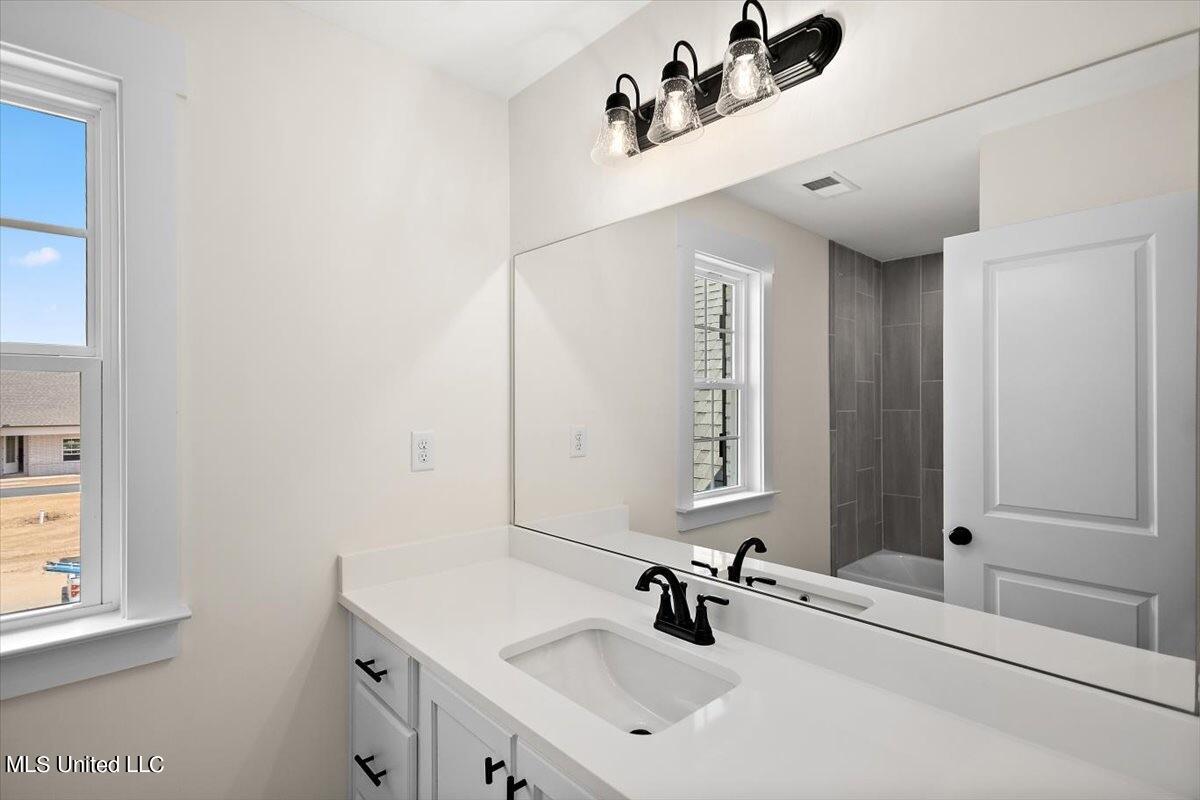 783 Wells Drive Hernando, MS 38632 - Photo 23 of 31 Wallflower