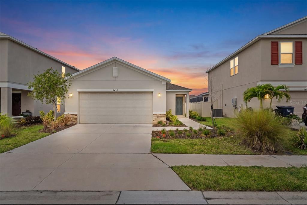 6434 Milestone Loop Palmetto, FL 34221 - Photo 1 of 37