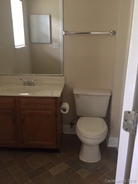4612 David Cox Road Charlotte, NC 28269 - Photo 12 of 19 Gallery Image 12