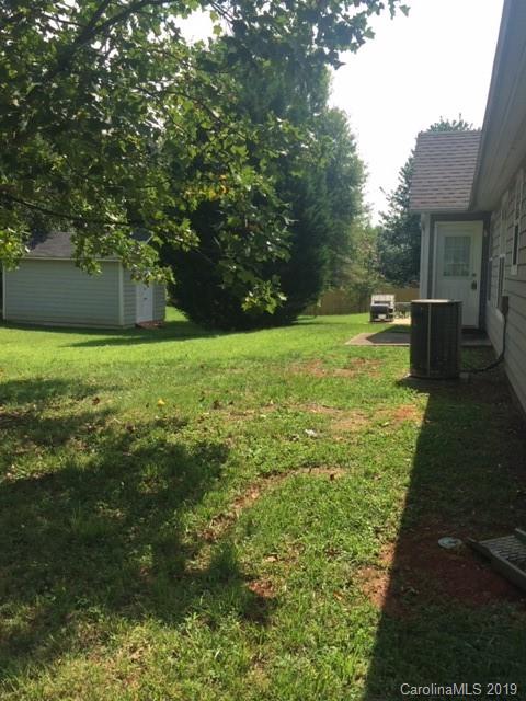 4612 David Cox Road Charlotte, NC 28269 - Photo 14 of 19 Gallery Image 14