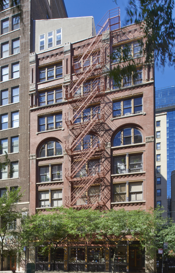 714 South Dearborn Street, Unit 9PH Chicago, IL 60605 - Photo 1 of 26 a front view of a building