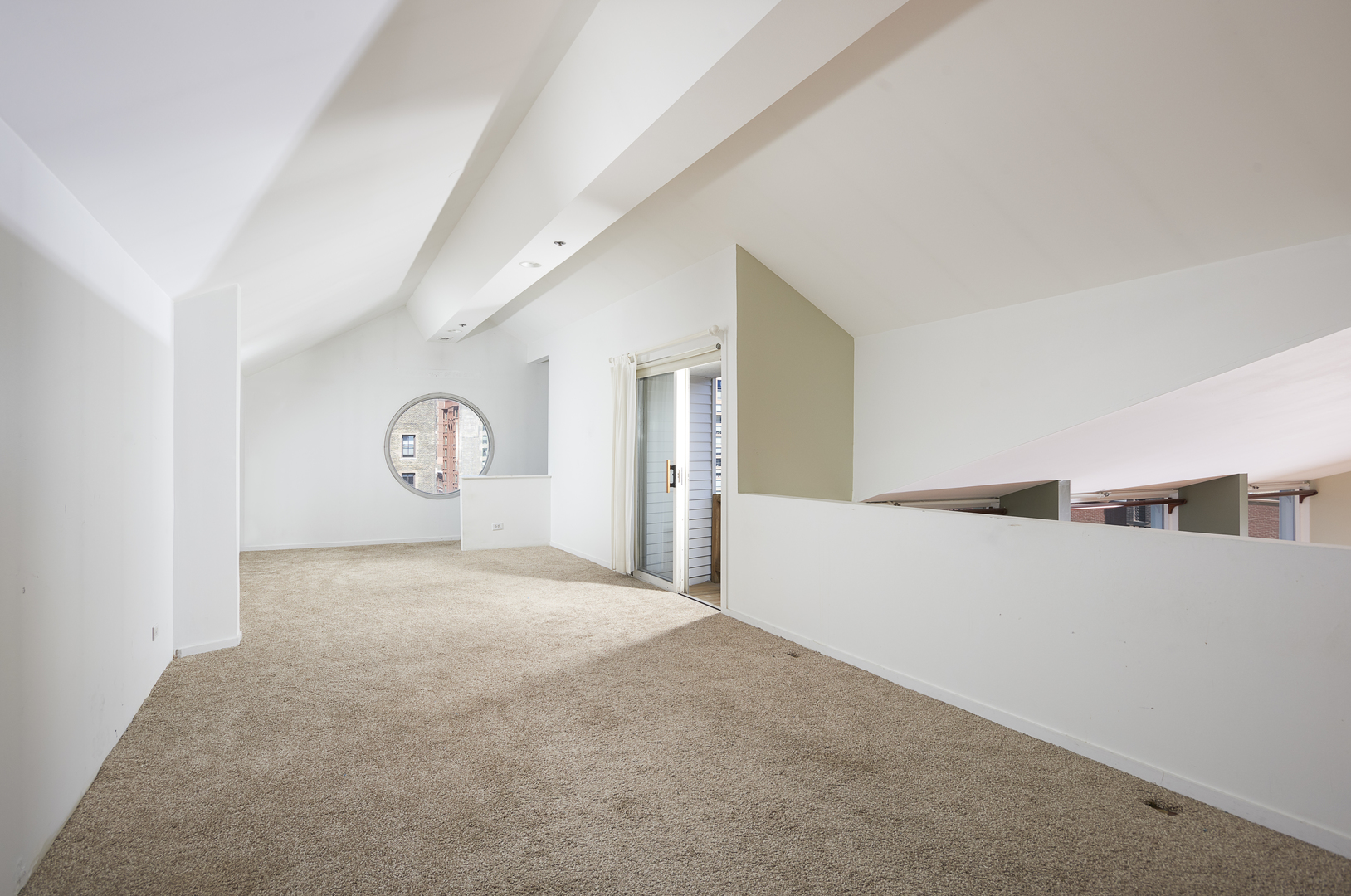 714 South Dearborn Street, Unit 9PH Chicago, IL 60605 - Photo 11 of 26 a view of an empty room