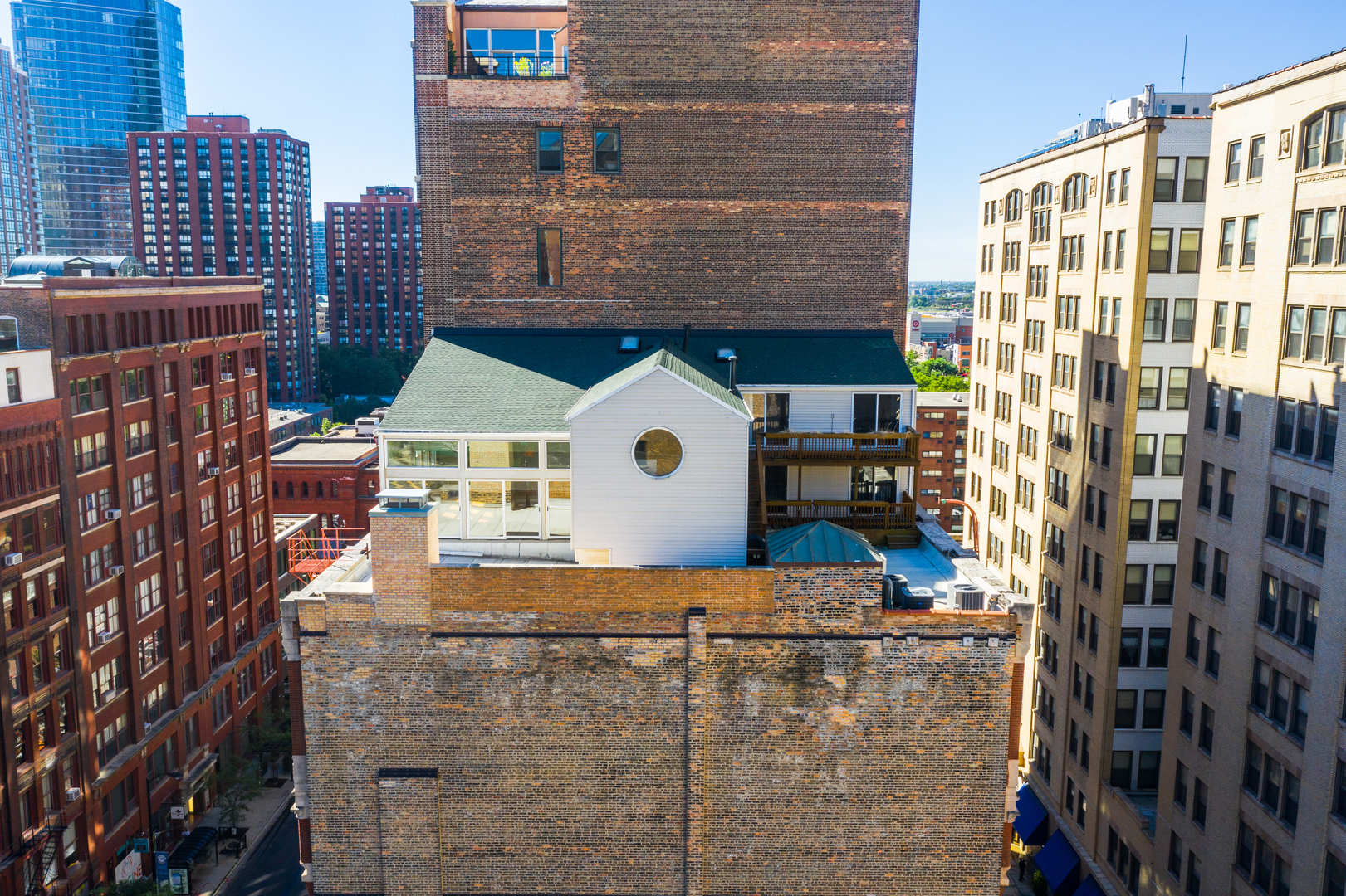 714 South Dearborn Street, Unit 9PH Chicago, IL 60605 - Photo 23 of 26 a buildings view with outdoor space