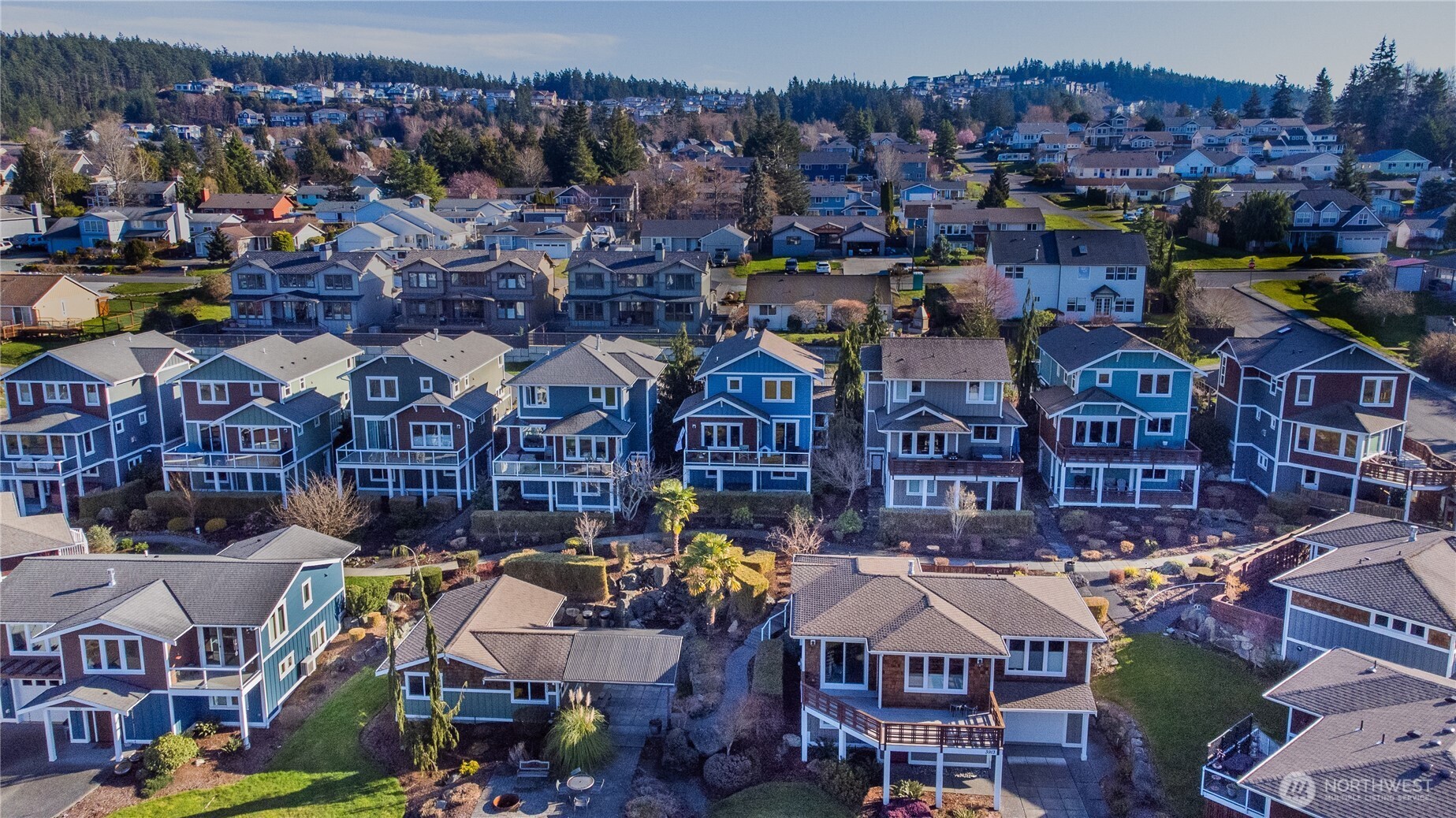 3910 Isle Way Anacortes, WA 98221 - Photo 4 of 12