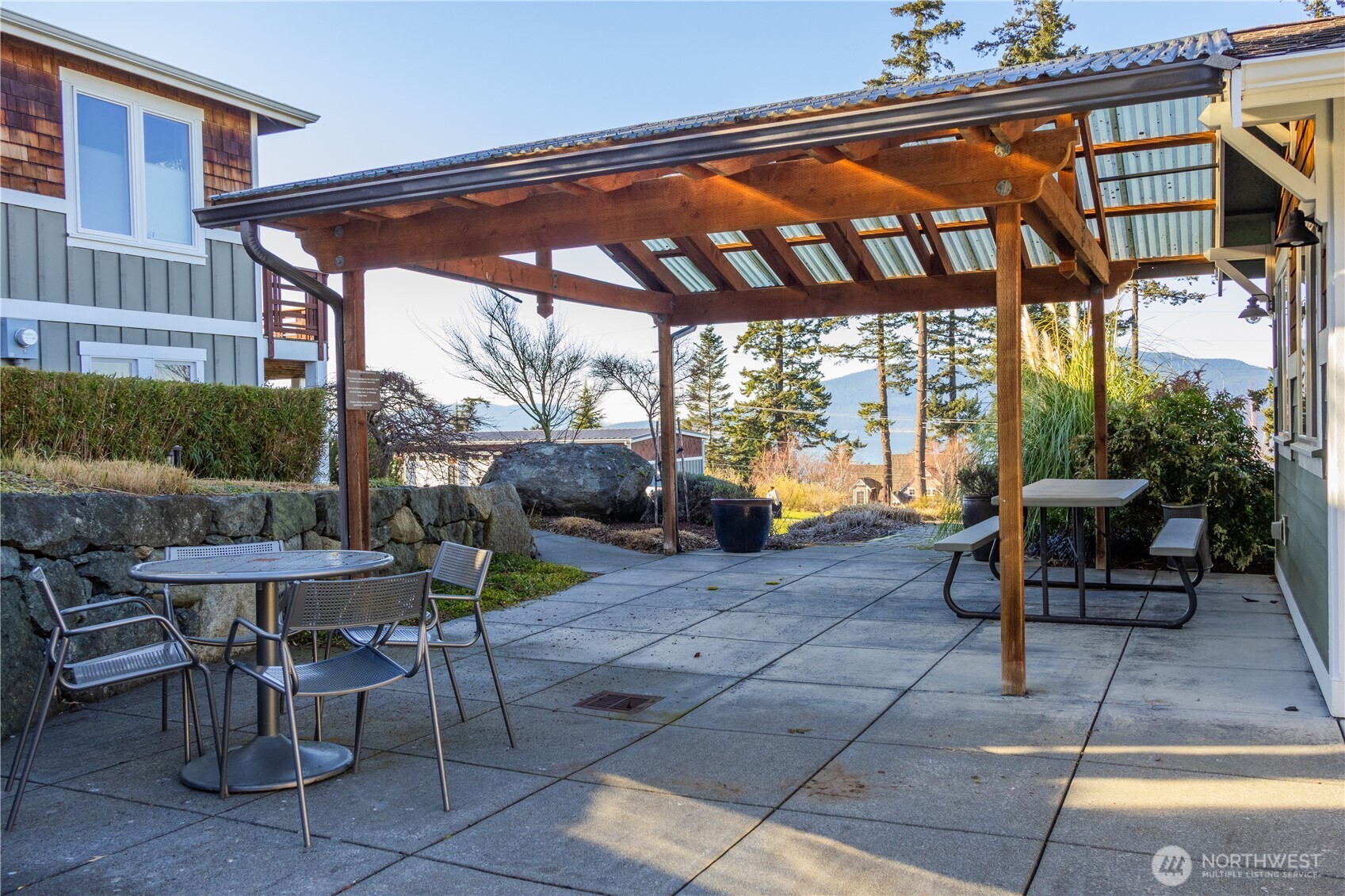 3910 Isle Way Anacortes, WA 98221 - Photo 8 of 12