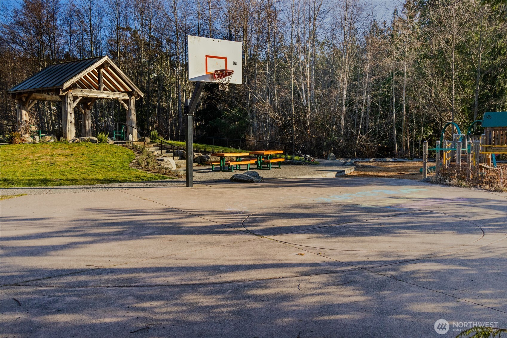 3910 Isle Way Anacortes, WA 98221 - Photo 10 of 12