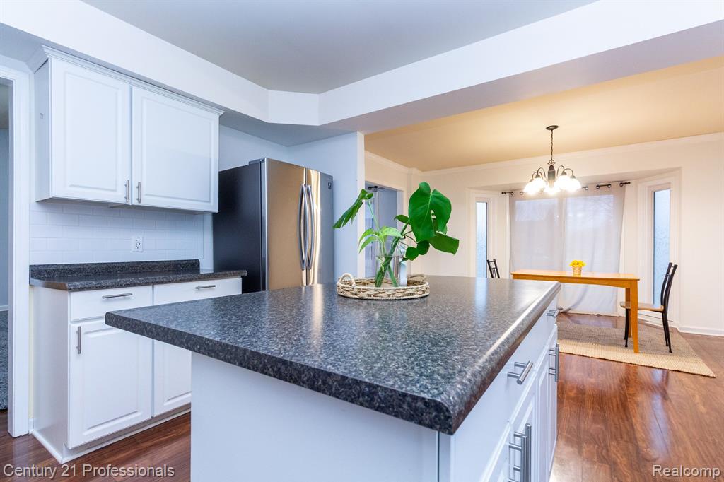 2788 Ranieri Drive Troy, MI 48085 - Photo 15 of 39