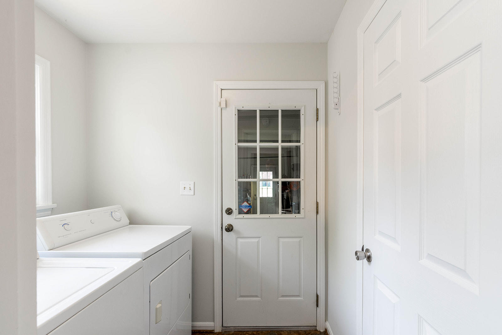 315 Moser Road Louisville, KY 40243 - Photo 13 of 39 Laundry Room has easy access from the garage doubling as a Mud Room Owner will leave Washer and Dryer