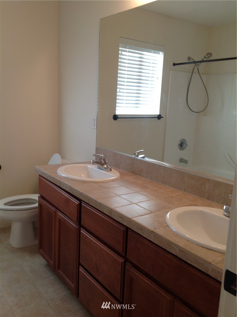 22816 36th Drive Southeast Bothell, WA 98021 - Photo 11 of 14 Gallery Image 11