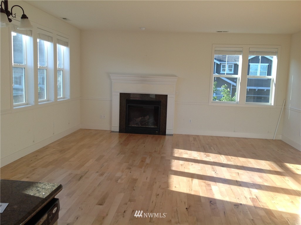 22816 36th Drive Southeast Bothell, WA 98021 - Photo 3 of 14 Gallery Image 3
