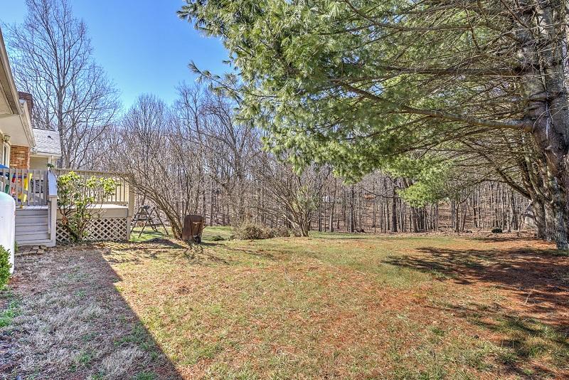 5311 Sundance Road Salem, VA 24153 - Photo 8 of 37 Backyard