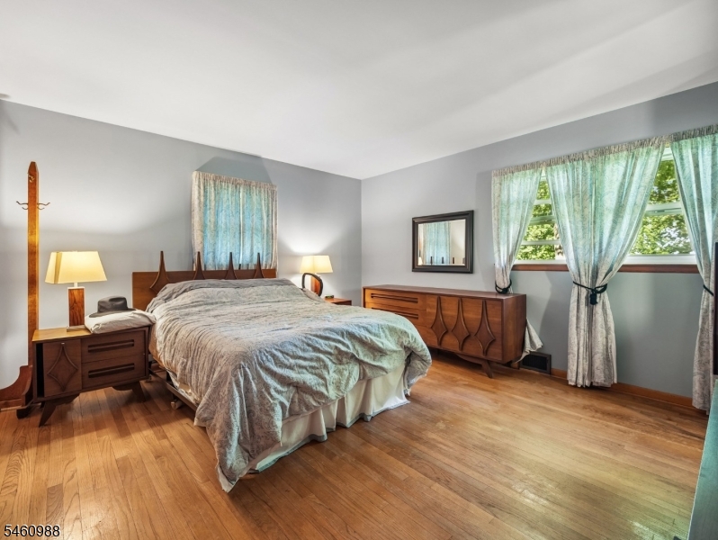 45 Sunset Road Bloomingdale, NJ 07403 - Photo 16 of 31 Gallery Image 16