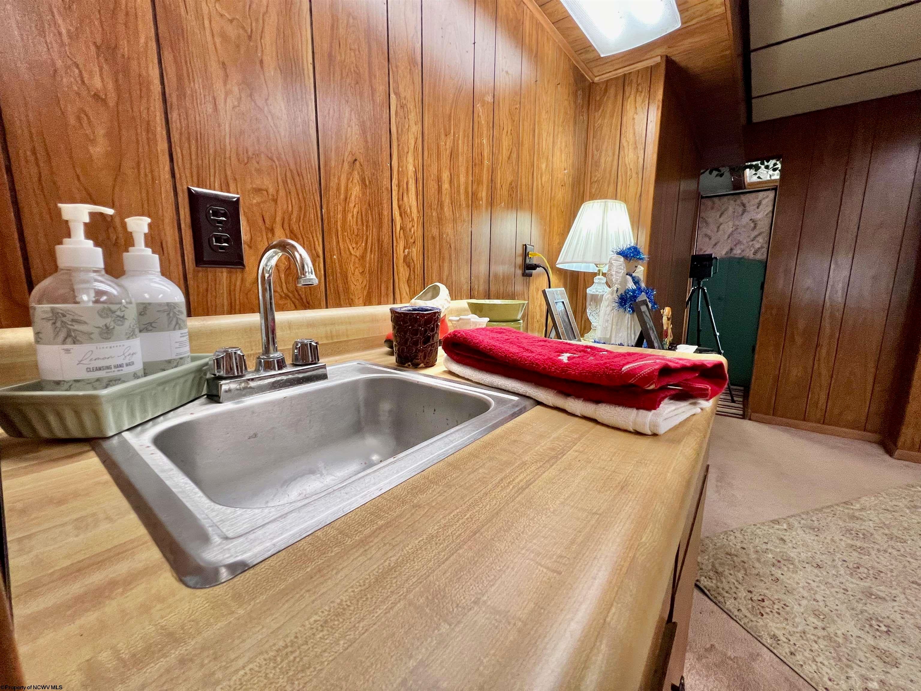 553 Pogue Run Road Burton, WV 26562 - Photo 27 of 47 Gallery Image 27