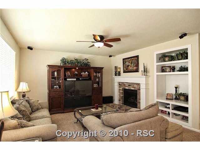 828 Altamont Ridge Drive Colorado Springs, CO 80921 - Photo 8 of 14