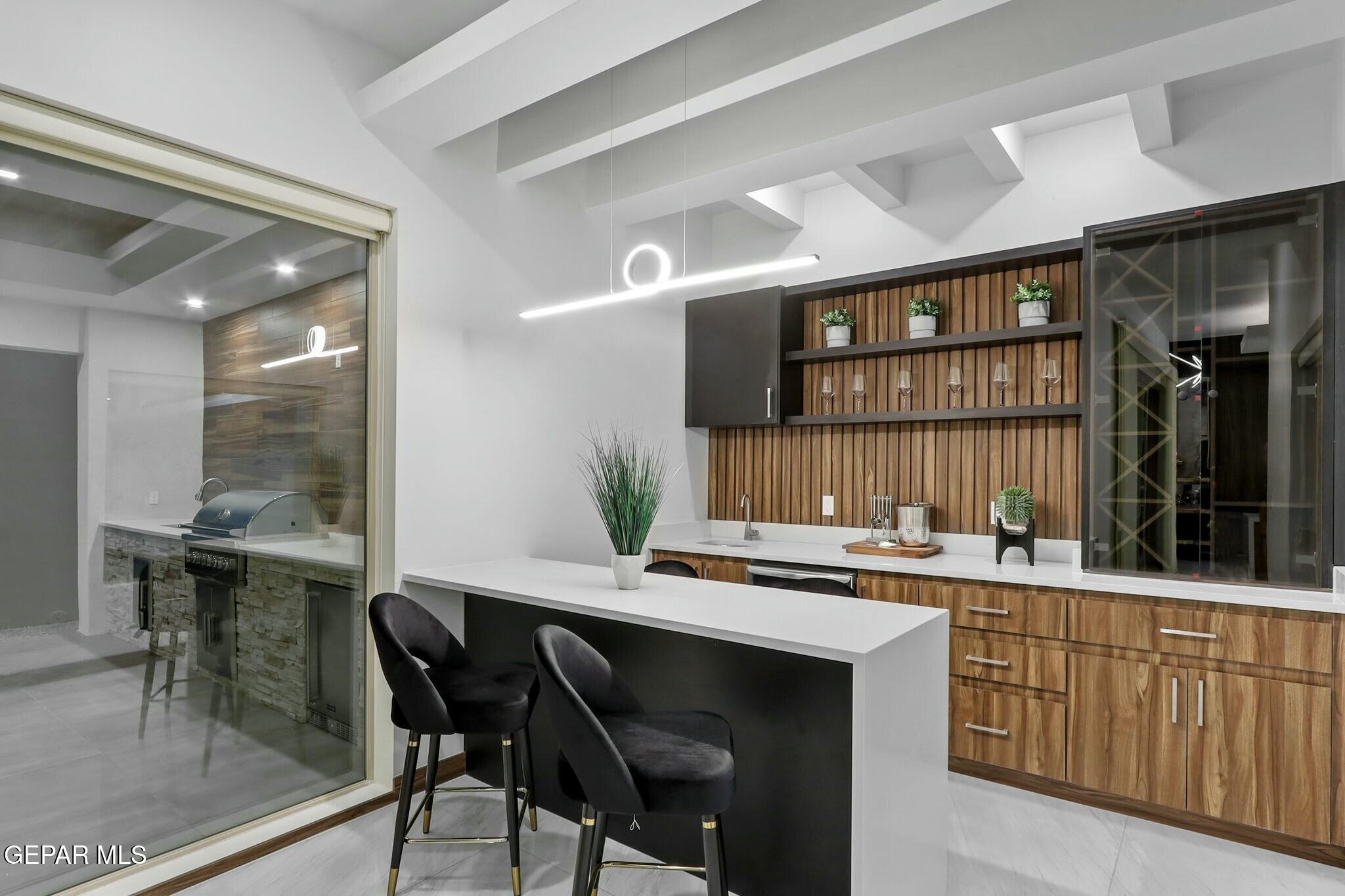 852 West Gate El Paso, TX 79932 - Photo 35 of 87 tempImageqVtAuI