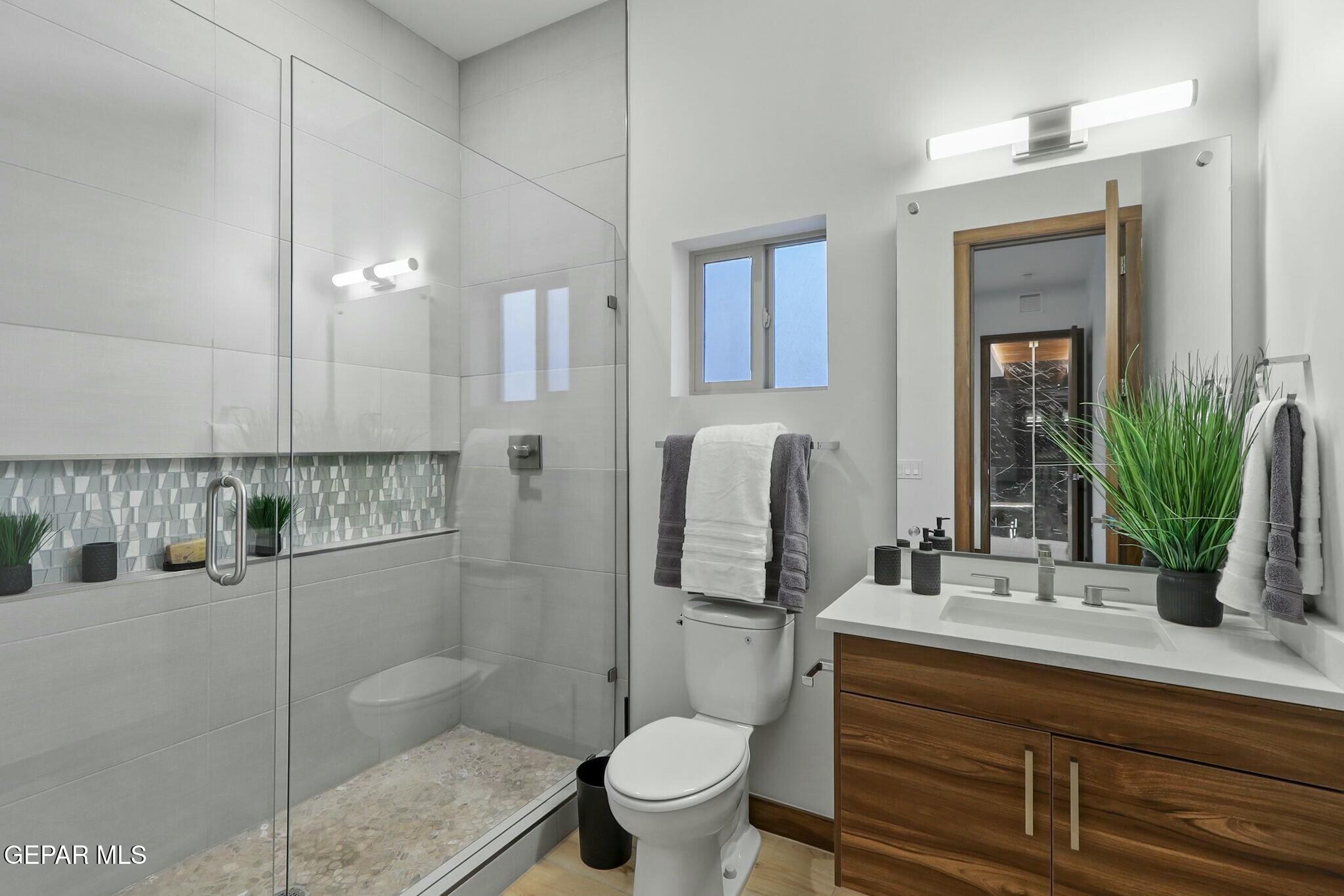 852 West Gate El Paso, TX 79932 - Photo 67 of 87 tempImageAheLoT