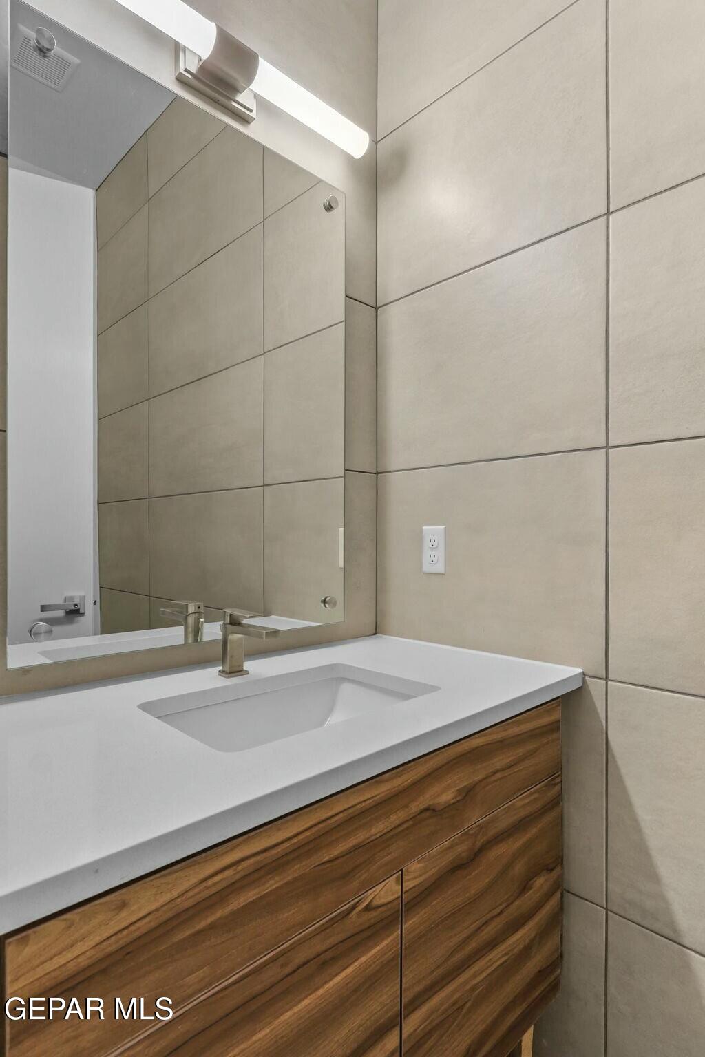 852 West Gate El Paso, TX 79932 - Photo 69 of 87 tempImageq7LfWY