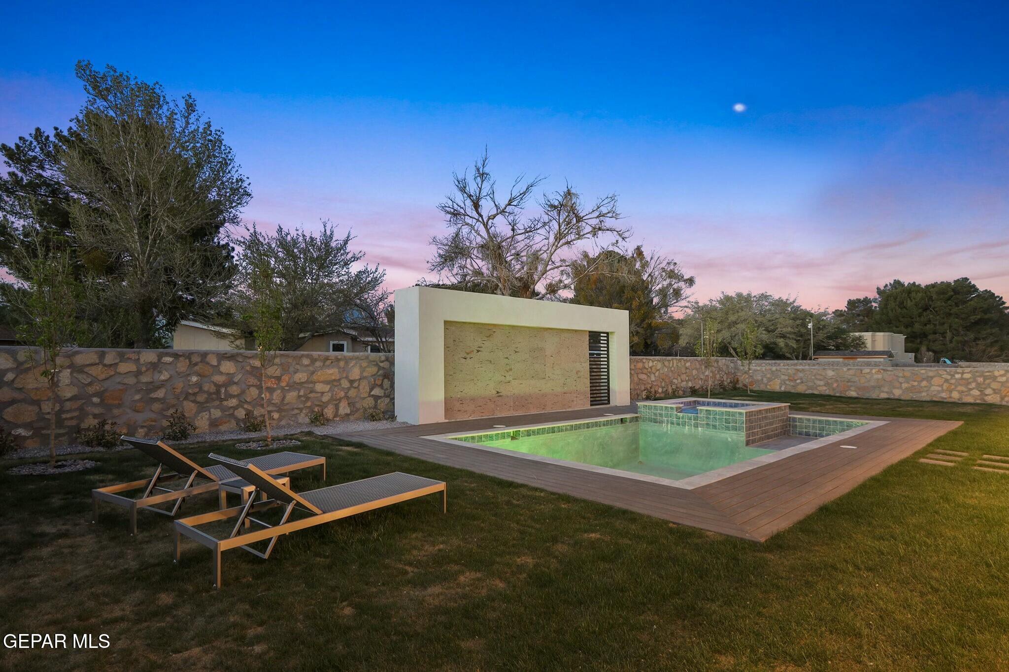 852 West Gate El Paso, TX 79932 - Photo 86 of 87 tempImage60xYNL