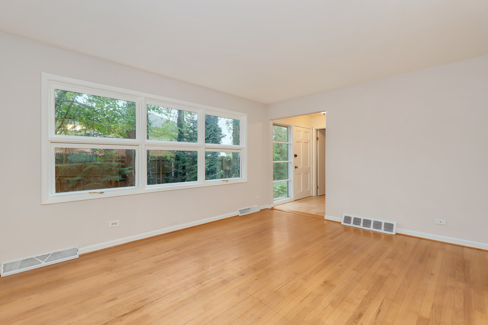 3131 Lake Avenue, Unit B Wilmette, IL 60091 - Photo 5 of 27