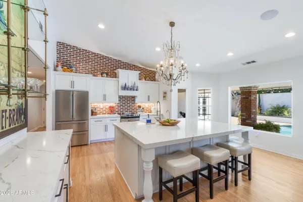 $1,899,000 | 4833 North 38th Street, Phoenix, AZ 85018
