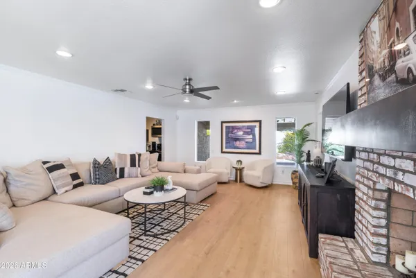 $1,899,000 | 4833 North 38th Street, Phoenix, AZ 85018
