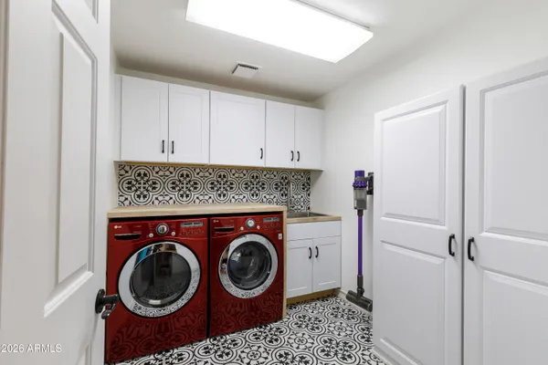 $1,899,000 | 4833 North 38th Street, Phoenix, AZ 85018