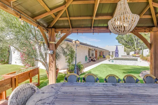 $1,899,000 | 4833 North 38th Street, Phoenix, AZ 85018