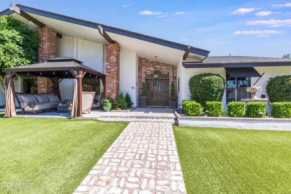 $1,899,000 | 4833 North 38th Street, Phoenix, AZ 85018
