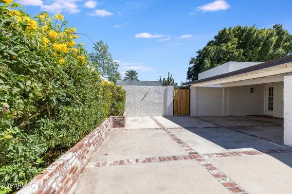 $1,899,000 | 4833 North 38th Street, Phoenix, AZ 85018