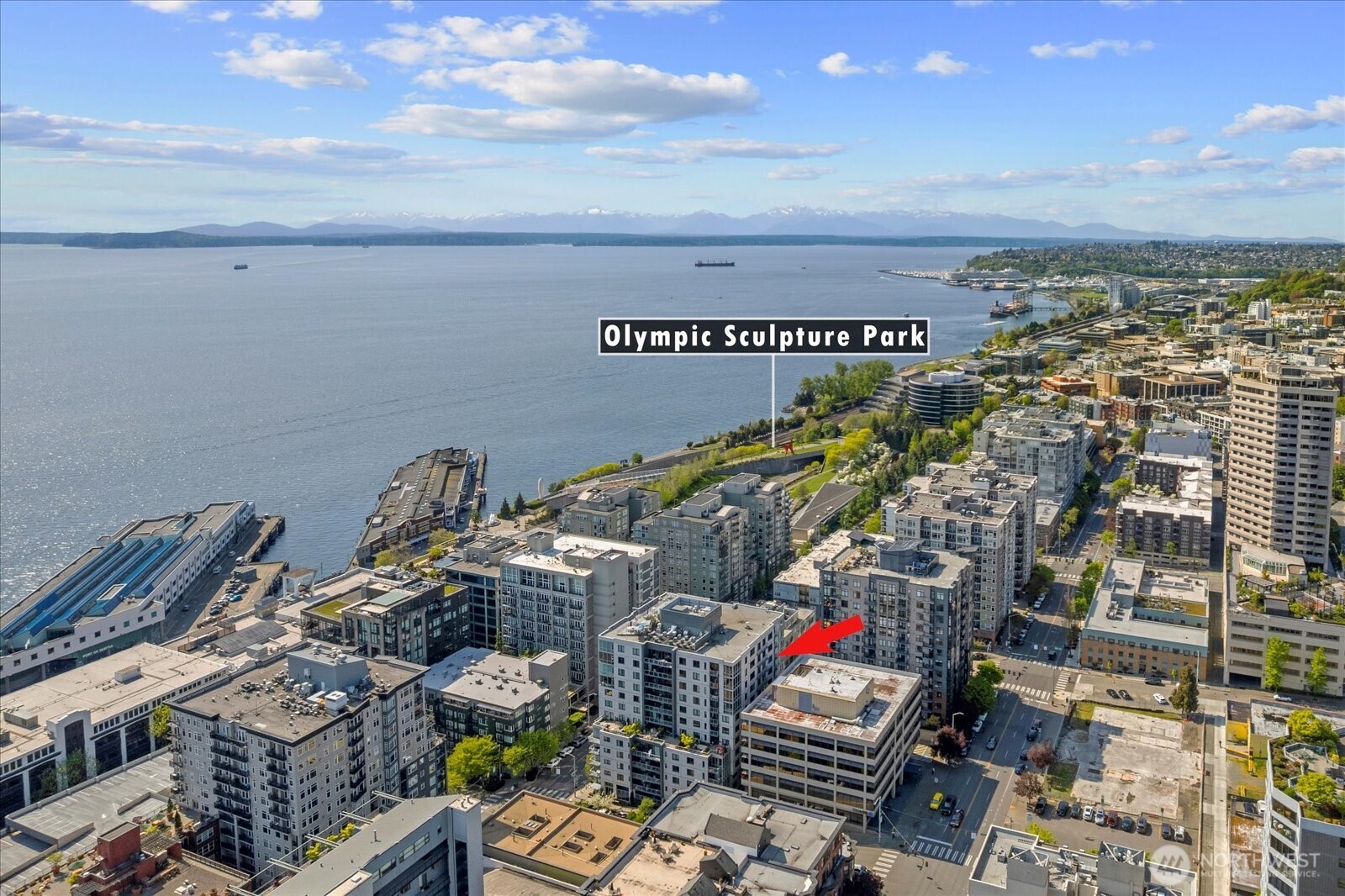 76 Cedar Street, Unit PH07 Seattle, WA 98121 - Photo 4 of 33