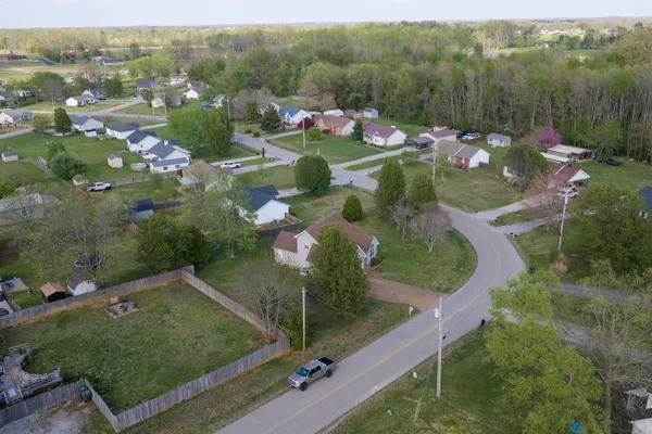 $369,900 | 132 Kimberly Street, Portland, TN 37148