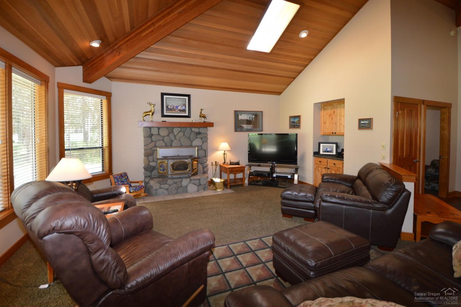 13228 Bear Berry Black Butte Ranch, OR 97759 - Photo 7 of 23 Additional Photo