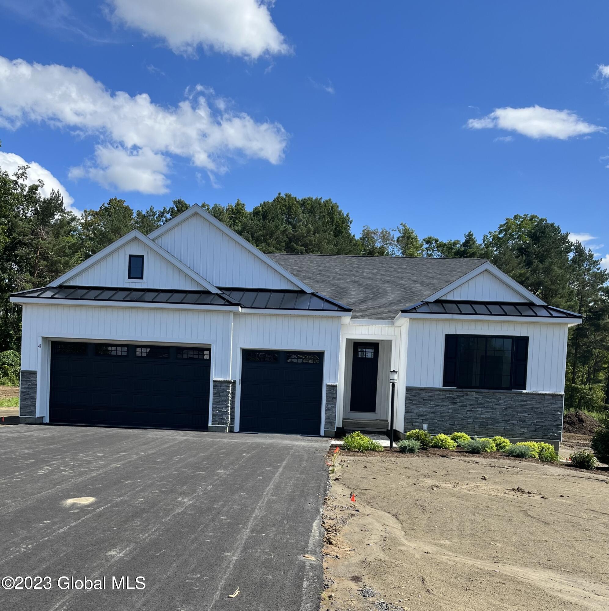 4 Ridgeview Court Cohoes, NY 12047 - Photo 1 of 1 IMG-2154