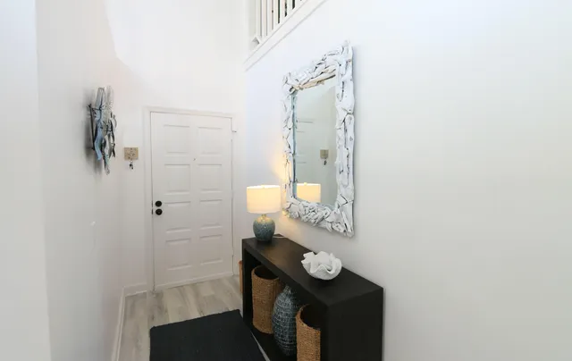 $7,500 | 4161 U.S. Highway 1, Unit E3, Jupiter, FL 33477