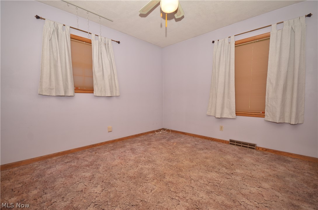 4129 Stow Road Stow, OH 44224 - Photo 26 of 35