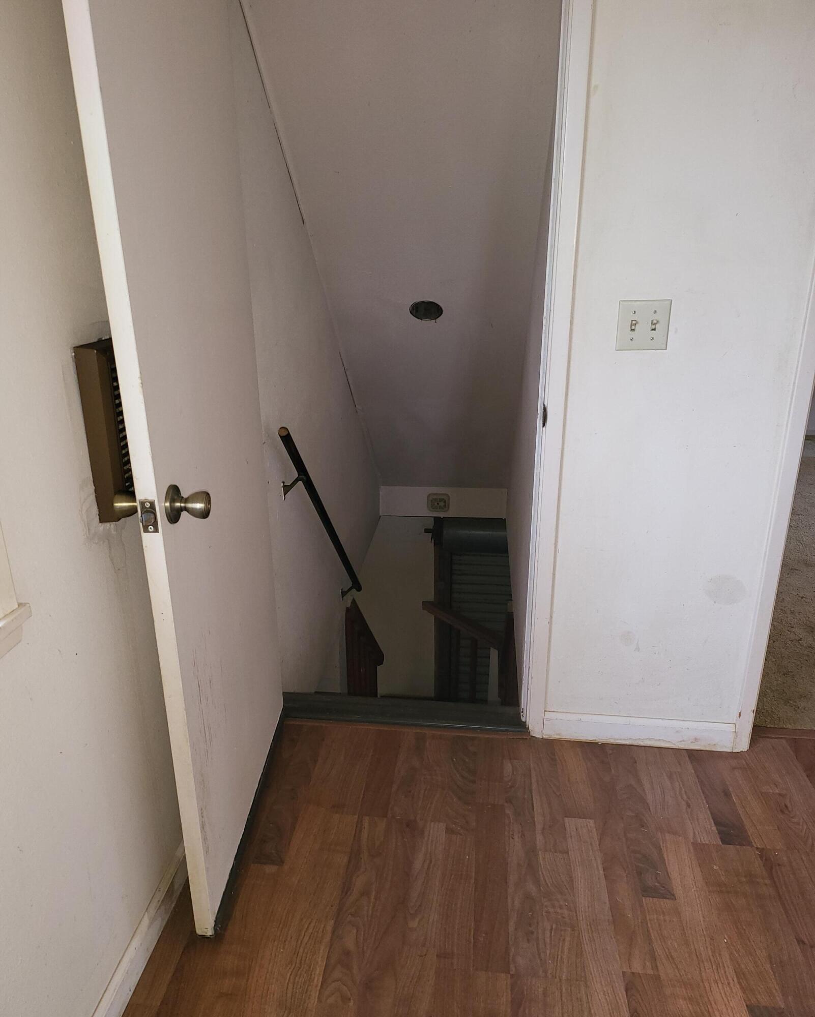 19009 Paskenta Road Corning, CA 96021 - Photo 16 of 33 wooden floor in an empty room