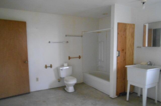 19009 Paskenta Road Corning, CA 96021 - Photo 26 of 33 a large white room with a shower